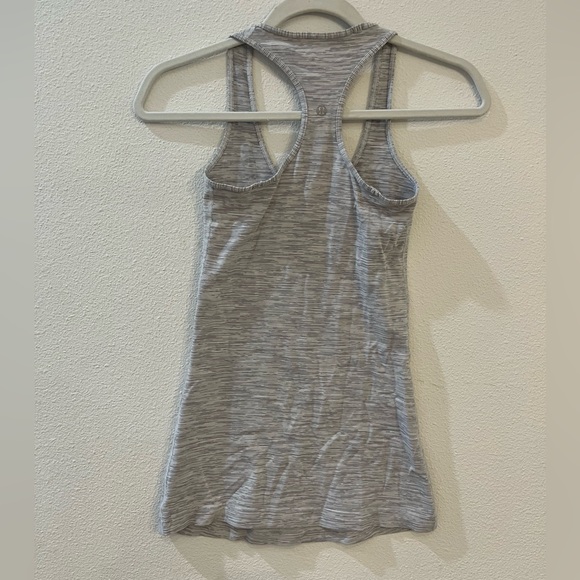 Lululemon Heather Gray Tank Top Size 2 - Picture 3 of 4